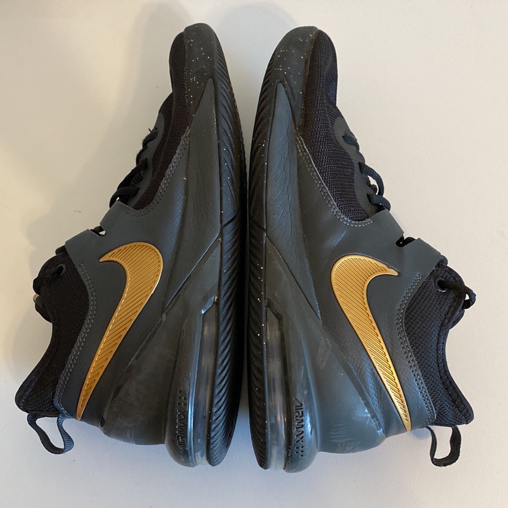 Nike Men’s 9 Air Max Impact Black Metallic Gold Tennis Sneakers CI1396-005